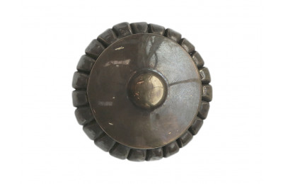 Antique brass pearl edge knob Antique brass pearl edge knob
