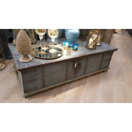 Distressed Blue Timber Trunk Coffee Table 