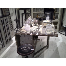 High Quality Distressed French Drop Down Leaf Dinner Table